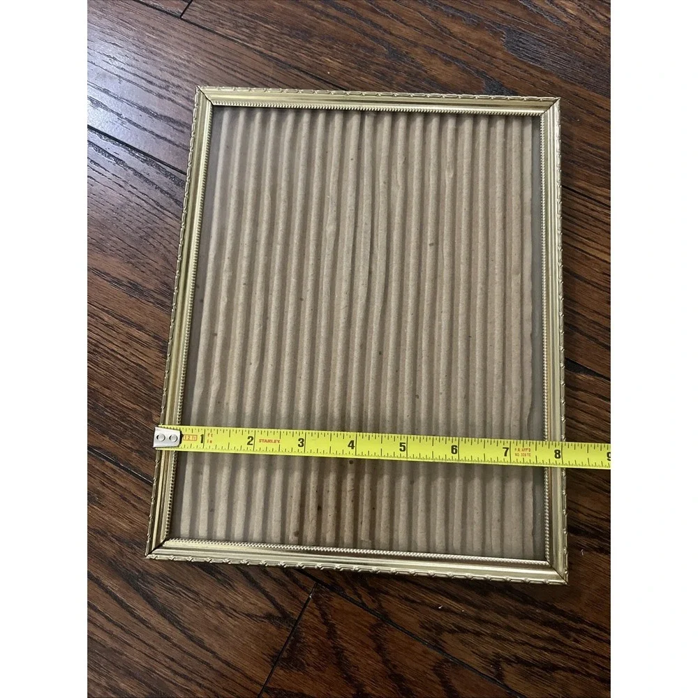 Vintage Intercraft 8x10 Gold-Tone Metal Photo Picture Frame Ornate